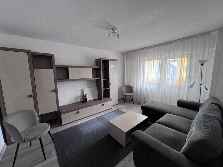 Apartament cu 2 camere decomandat în Traian
