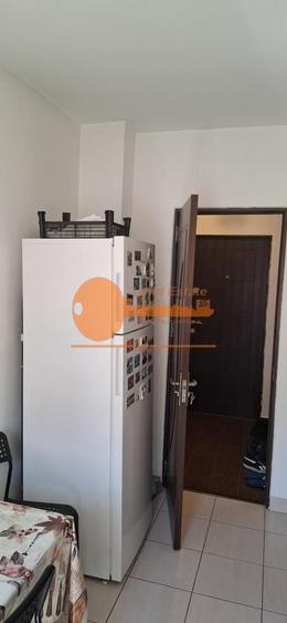 Apartament cu 2 camere decomandat, mobilat în Tei
