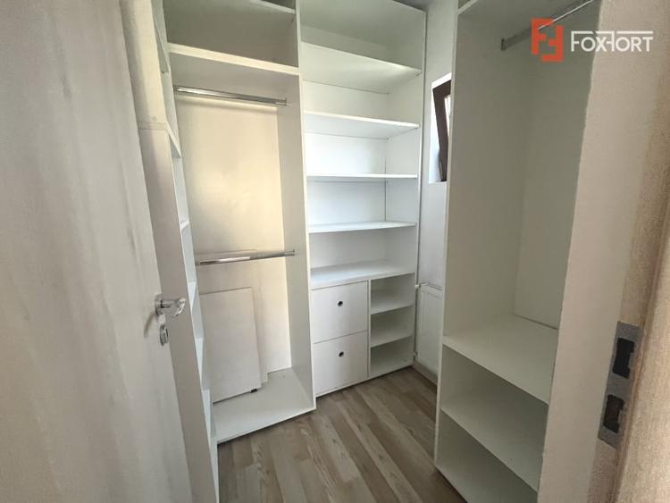 Duplex cu 4 camere cu Canalizare în Moșnița Nouă