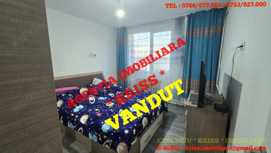 Apartament cu 2 camere semidecomandat în Craiovei