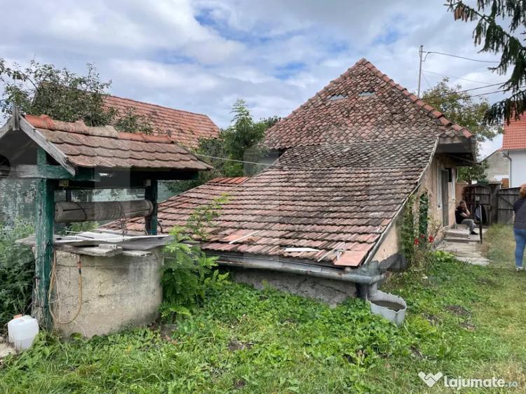 Casă cu 2 camere cu Teren 832 Mp în Ilieni