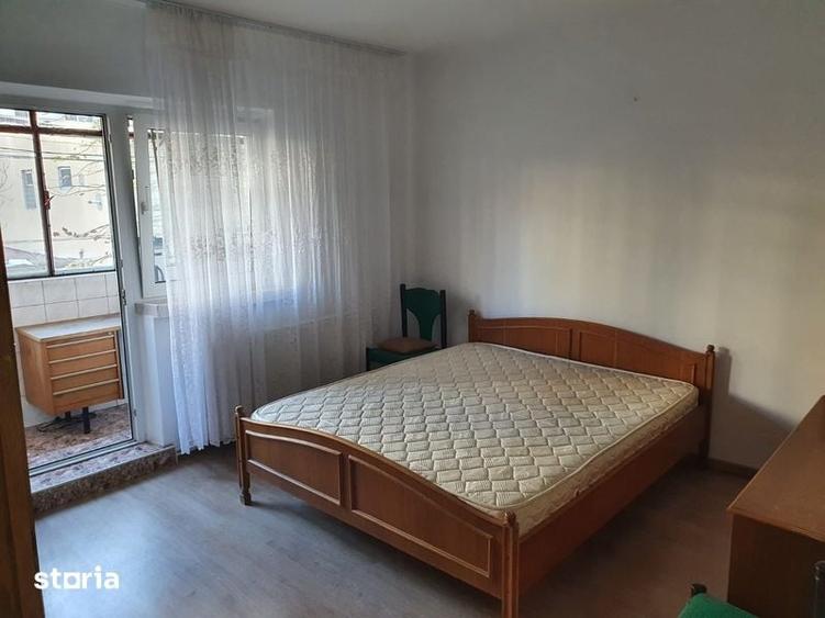 Inchiriez apartament 3 camere - 8