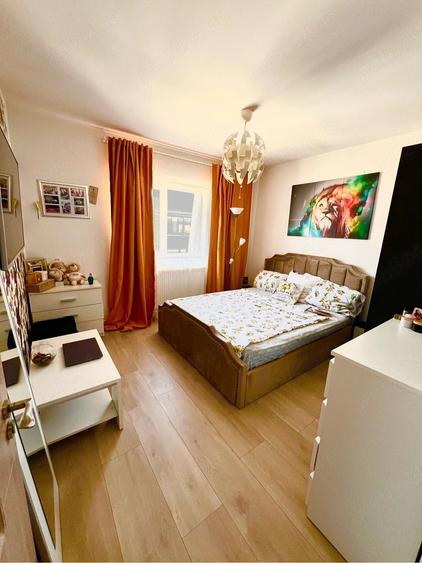 Apartament cu 2 camere decomandat în Central