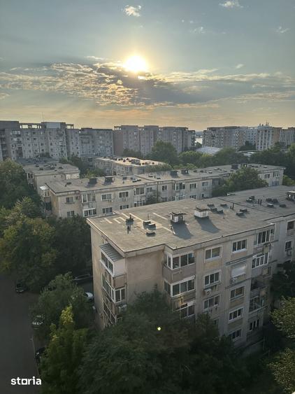 Apartament cu 2 camere decomandat în Crângași