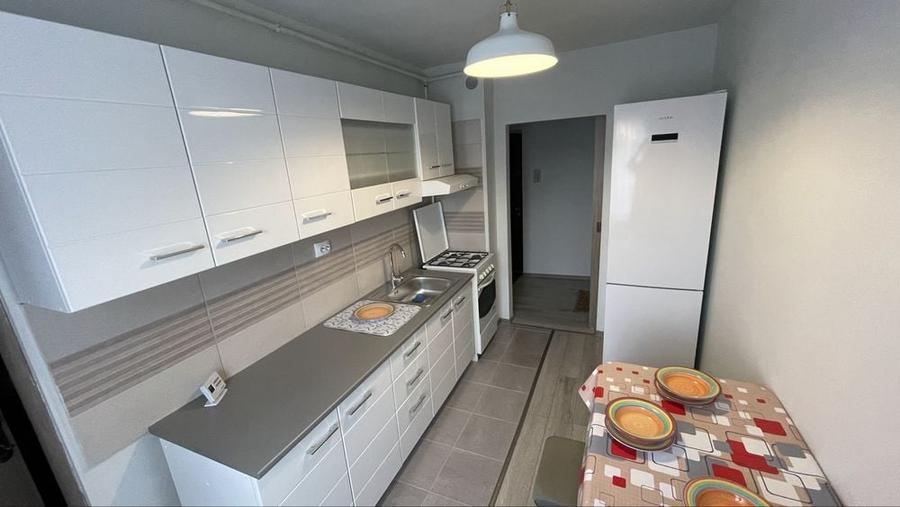 Apartament cu 3 camere decomandat în Tudor Vladimirescu