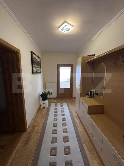 Casă individuală cu 11 camere cu Canalizare în Exterior Nord