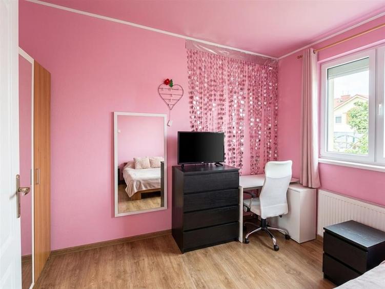 Casă individuală cu 4 camere cu Teren 363 Mp în Oncea