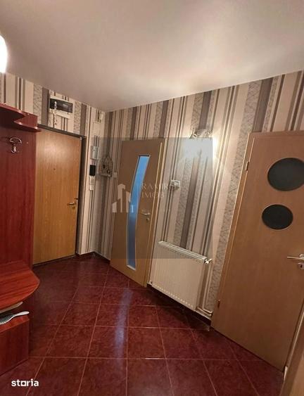 Apartament cu 4 camere decomandat în Titan