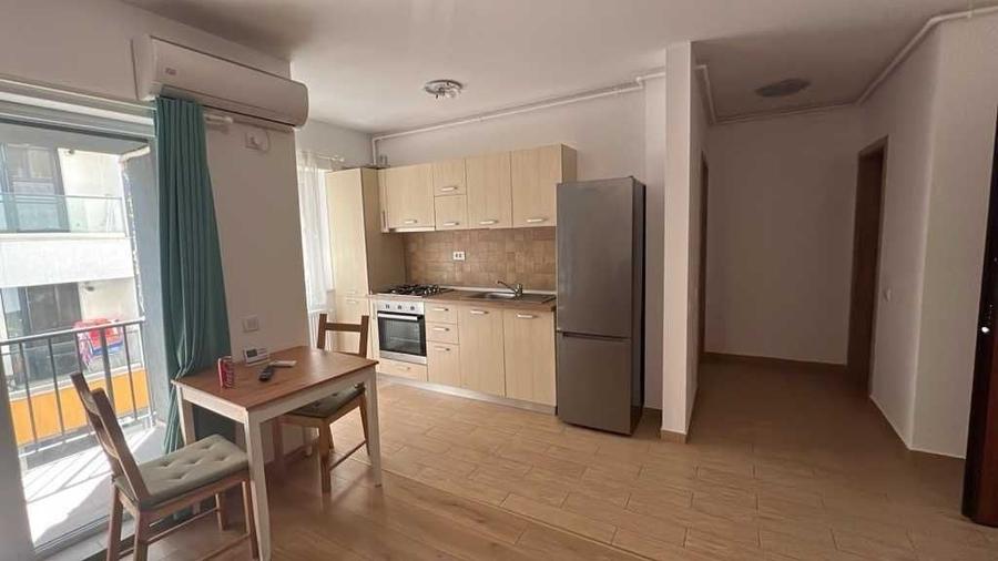 Apartament cu 2 camere semidecomandat în Dristor