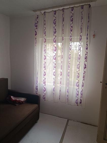Casă cu 2 camere cu Teren 500 Mp în Bucu