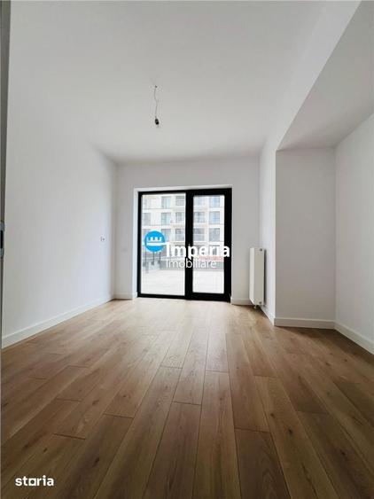Apartament cu 3 camere decomandat în Zona industrială