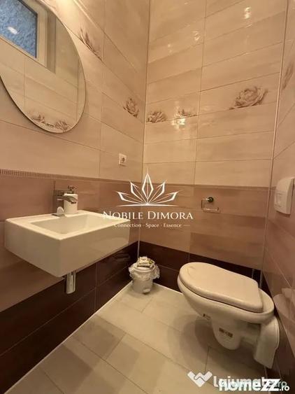 Apartament cu 3 camere decomandat în Medicină