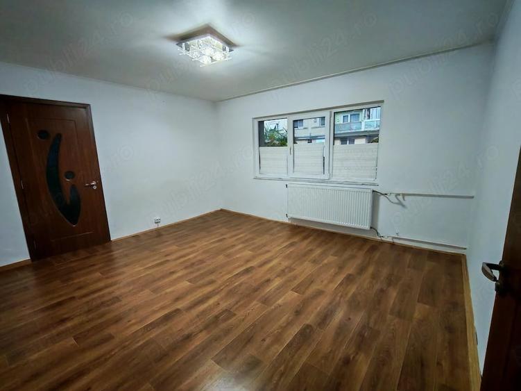 Apartament cu 2 camere semidecomandat, mobilat în Soarelui