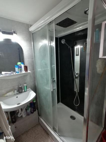 Casă cu 3 camere decomandat în Mislea