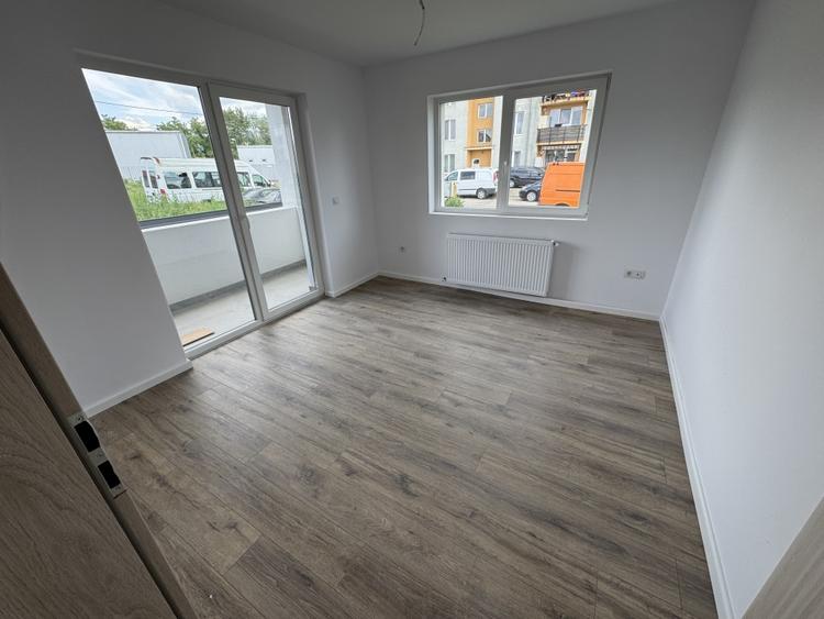 Apartament cu 2 camere semidecomandat în Sud