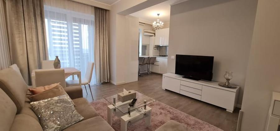 Apartament cu 3 camere nedecomandat în Central
