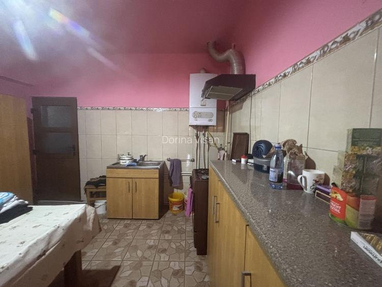 Casa solida aproape de Lidl Dumbravita