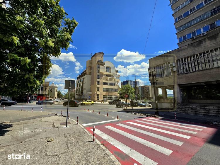 Centru/ 3 min Palas - Anastasie Panu- Hala Centrala - 2 camere -UMF - 17
