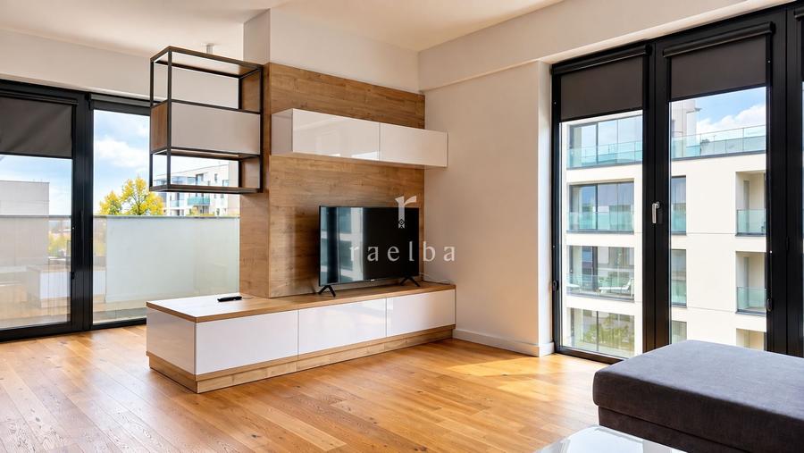 Apartament cu 2 camere semidecomandat, mobilat în Băneasa