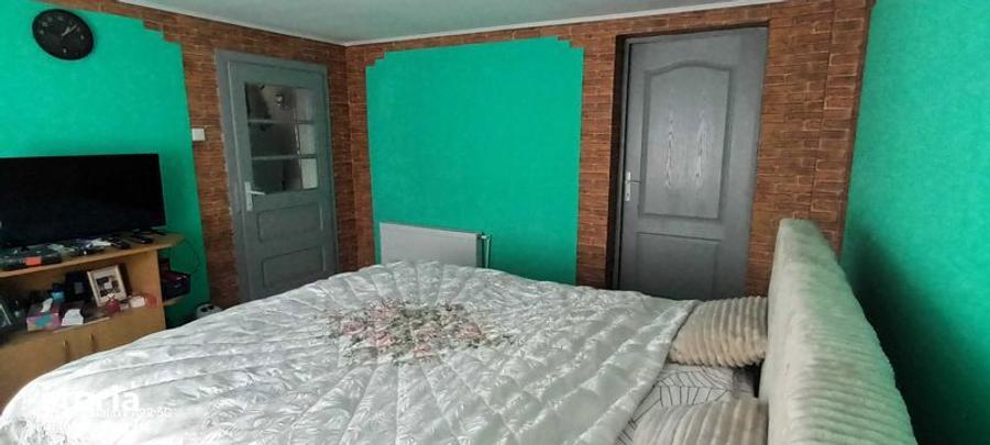 Casă cu 4 camere cu Teren 140 Mp în Domnești
