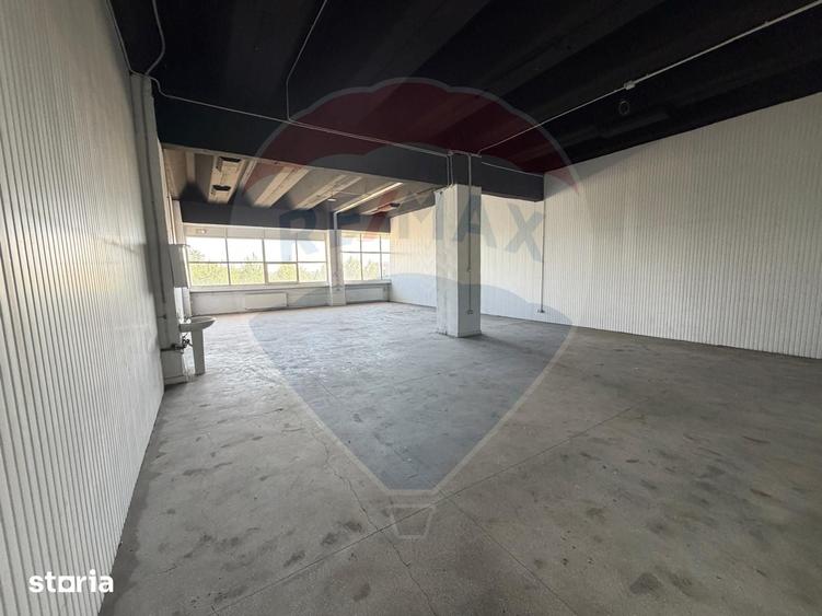 Spațiu comercial, de 138 mp, în Ozana