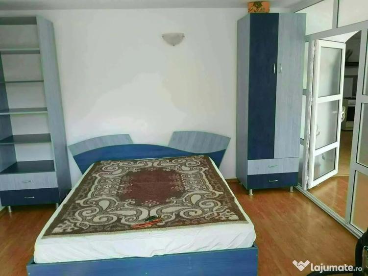 Apartament cu 2 camere semidecomandat în Tătărași