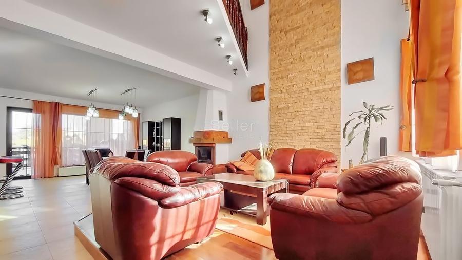 Casă individuală cu 5 camere cu Teren 425 Mp în Florilor