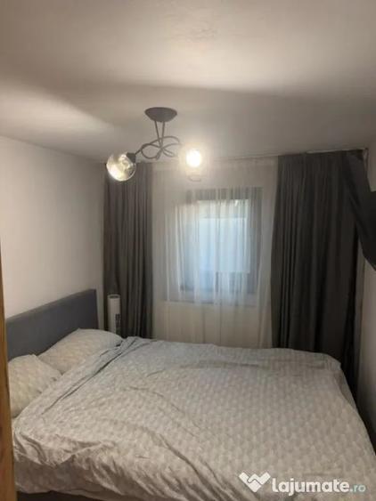 Casă cu 3 camere cu Teren 200 Mp în Central