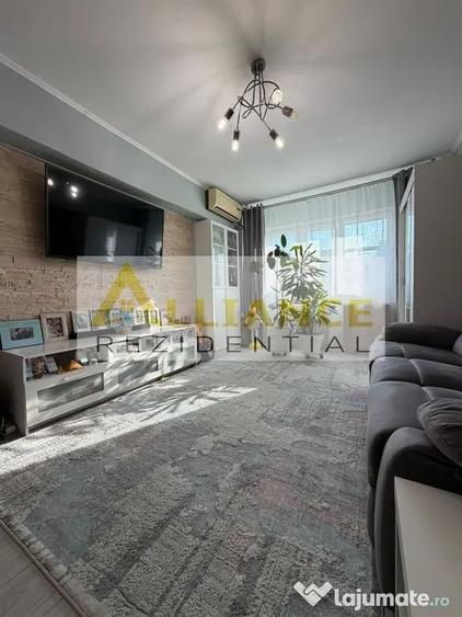 Apartament cu 4 camere decomandat în Exterior Vest