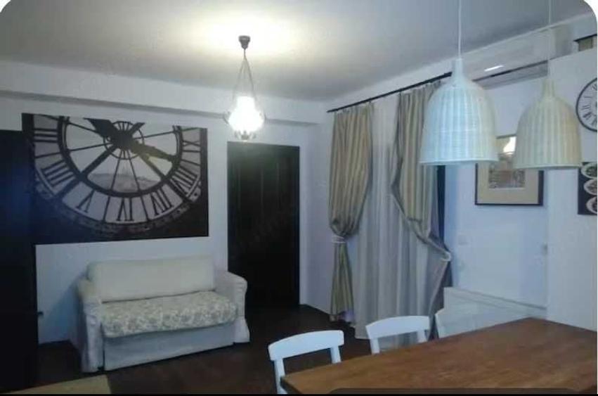 Apartament cu 2 camere semidecomandat în Ronaț