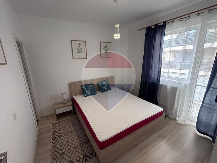 Apartament cu 2 camere decomandat, mobilat în Independenței