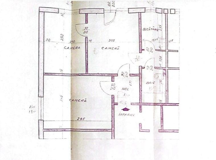 Apartament cu 3 camere în Podu Roș