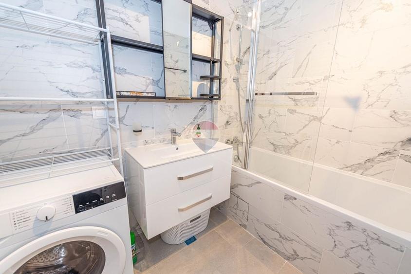 Apartament cu 2 camere semidecomandat, mobilat în Băneasa