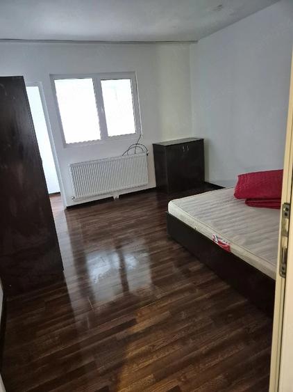 Apartament cu 2 camere decomandat în Vânători