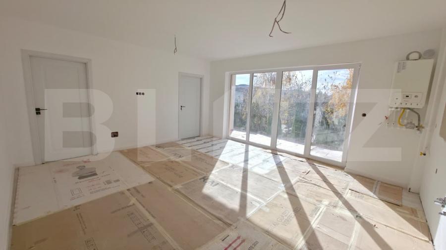 Apartament cu 3 camere decomandat în Calea Moldovei — fotografia 1