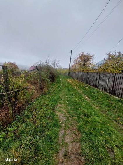 Teren de 1326 mp, în Popricani