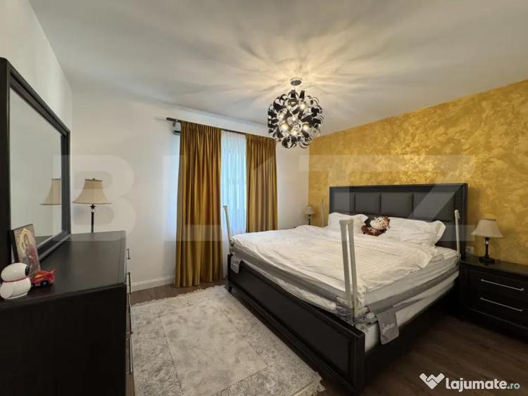 Casă cu 5 camere cu Teren 600 Mp în Pielești