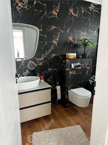 Apartament cu 3 camere decomandat, mobilat în Vest