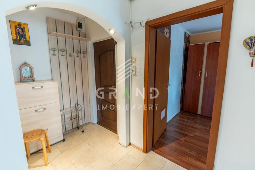 Apartament cu 3 camere semidecomandat, mobilat în Mănăștur