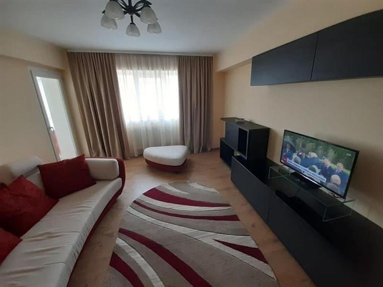 Apartament cu 3 camere decomandat, mobilat în Brazda lui Novac