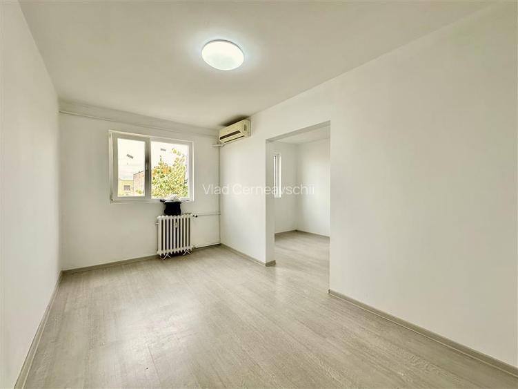 Apartament 3 camere, zona Banu Maracine, Aleea Faget , Arad