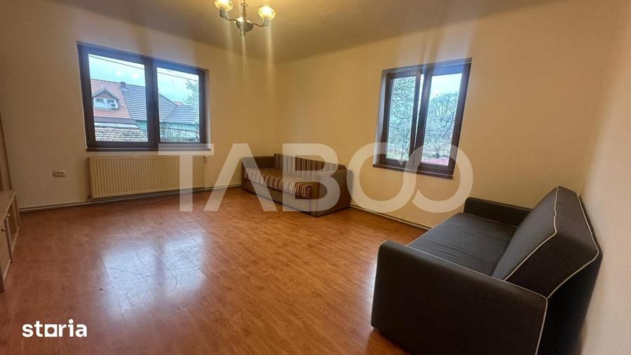 Apartament cu 3 camere decomandat în Țiglari