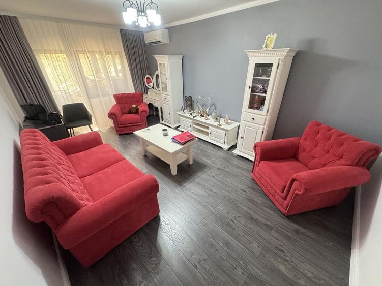 Apartament 3 camere zona Inel 1 Renovat Total cu Centrala Si Parcare - 1