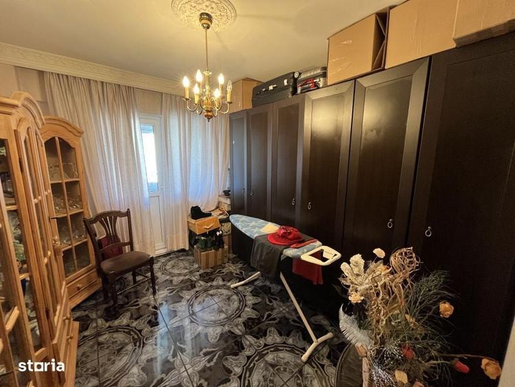 Fasleza nord, str Unirii, apartament cu 4 camere, decomandat, et 3/4! - 5