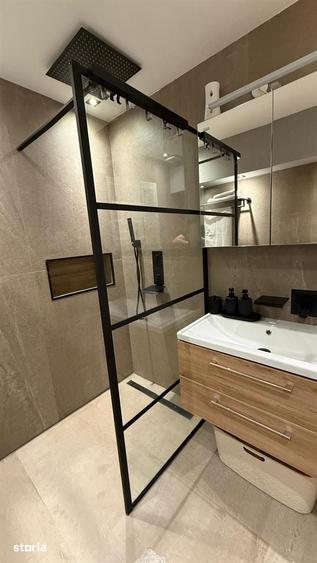 Apartament cu 5 camere în Turnișor