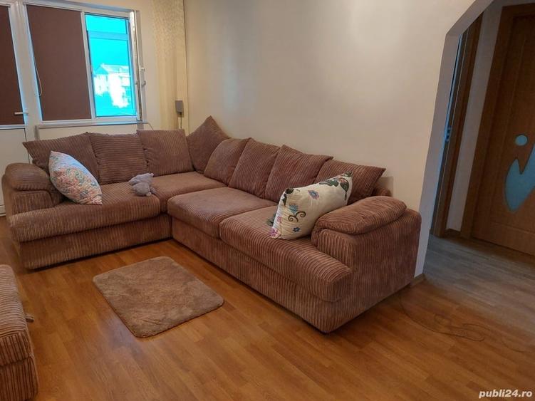 Apartament cu 3 camere semidecomandat în Brezoi