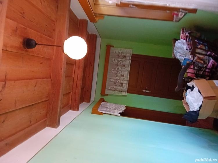 Casă cu 5 camere cu Teren 5000 Mp în Cărăsău