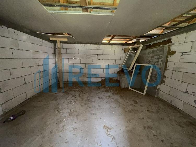 Casă individuală cu 3 camere cu Canalizare în Drăgești (Dămienești)