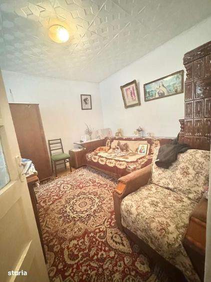 Casă cu 3 camere în Uiești