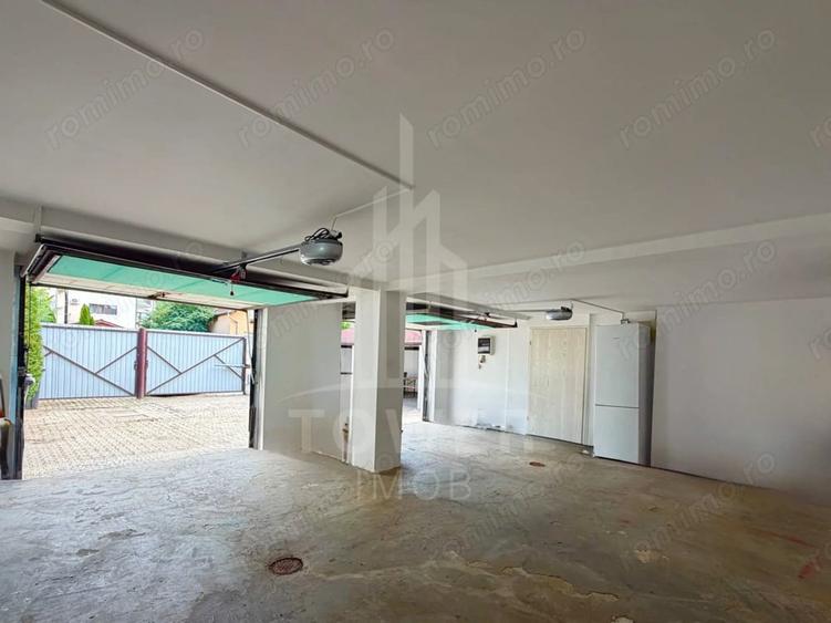 Casă cu 7 camere cu Teren 319 Mp în Central